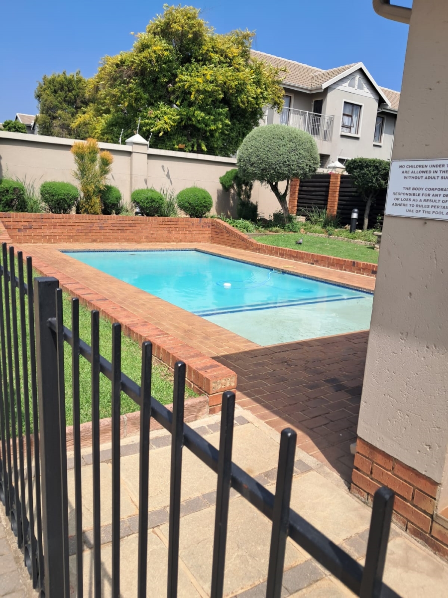 2 Bedroom Property for Sale in Meyersdal Gauteng