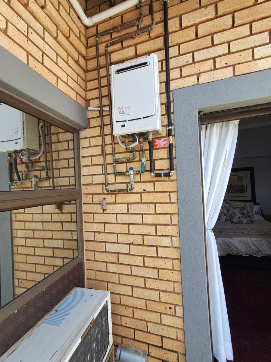 4 Bedroom Property for Sale in Meyersdal Gauteng