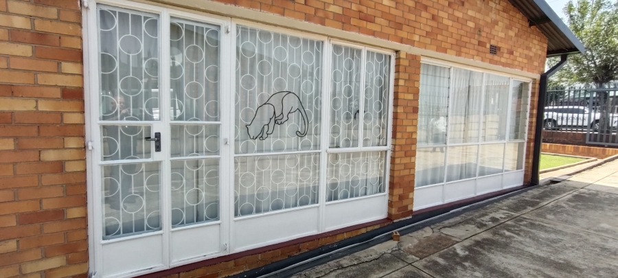 4 Bedroom Property for Sale in Tedstoneville Gauteng