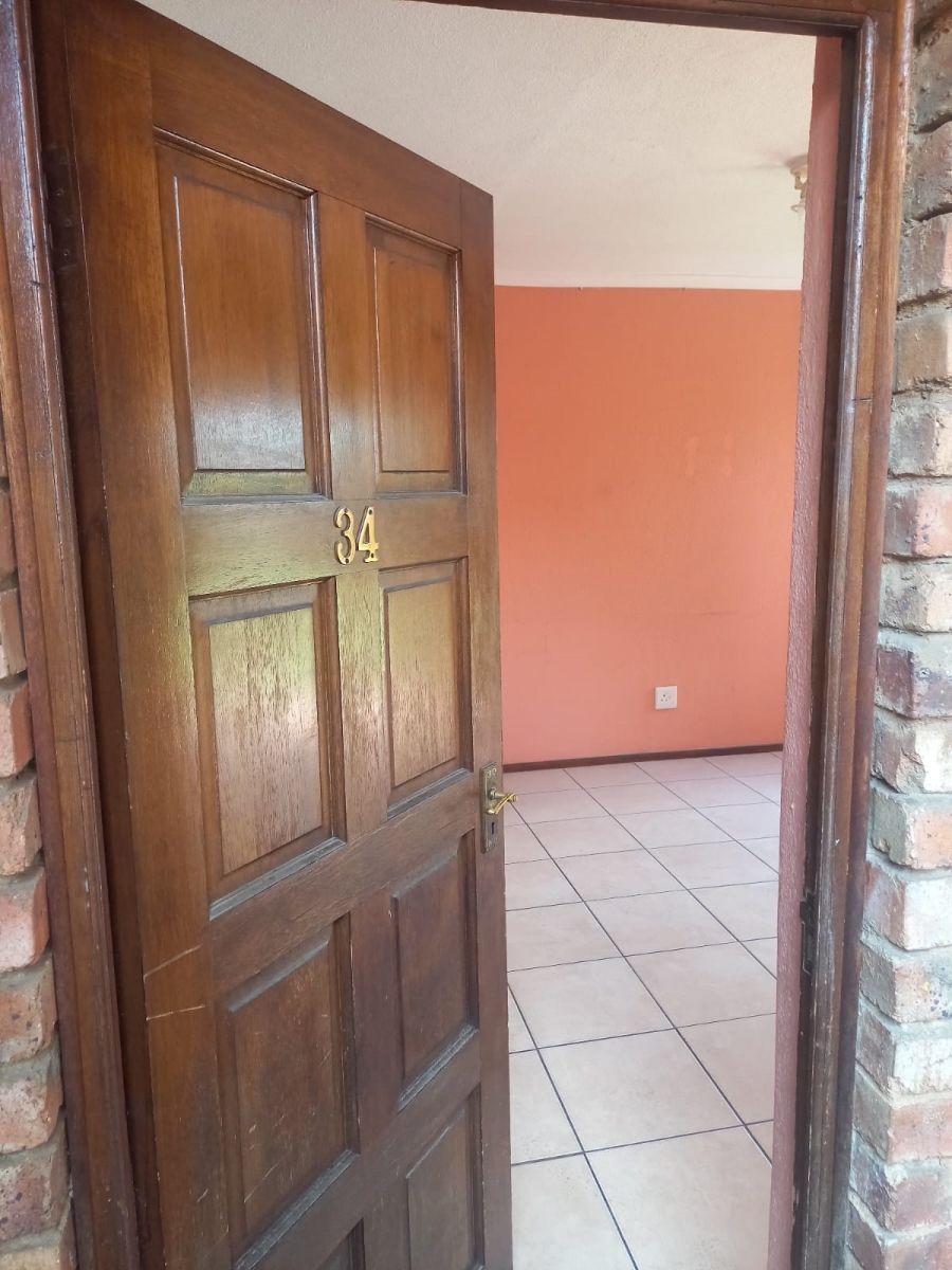 To Let 2 Bedroom Property for Rent in Edleen Gauteng