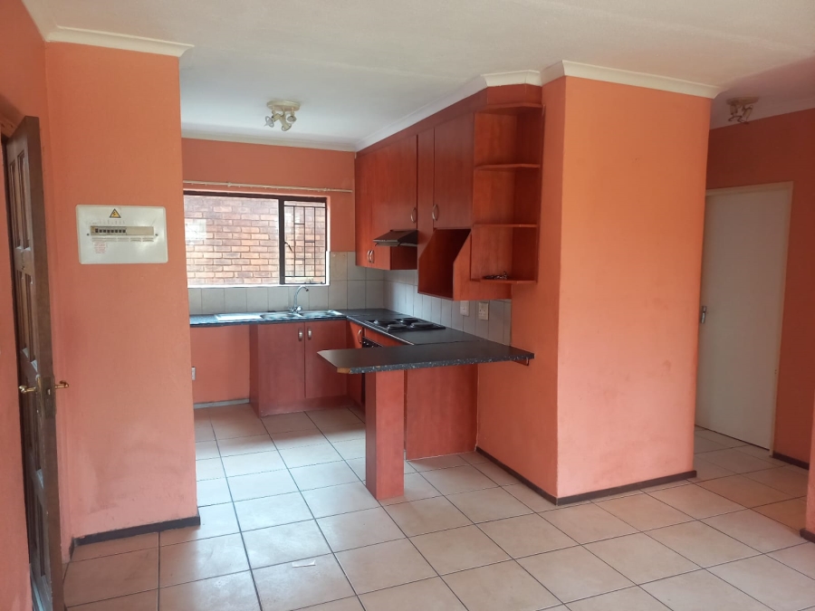 To Let 2 Bedroom Property for Rent in Edleen Gauteng