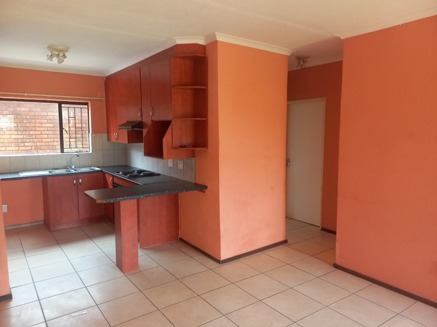 To Let 2 Bedroom Property for Rent in Edleen Gauteng