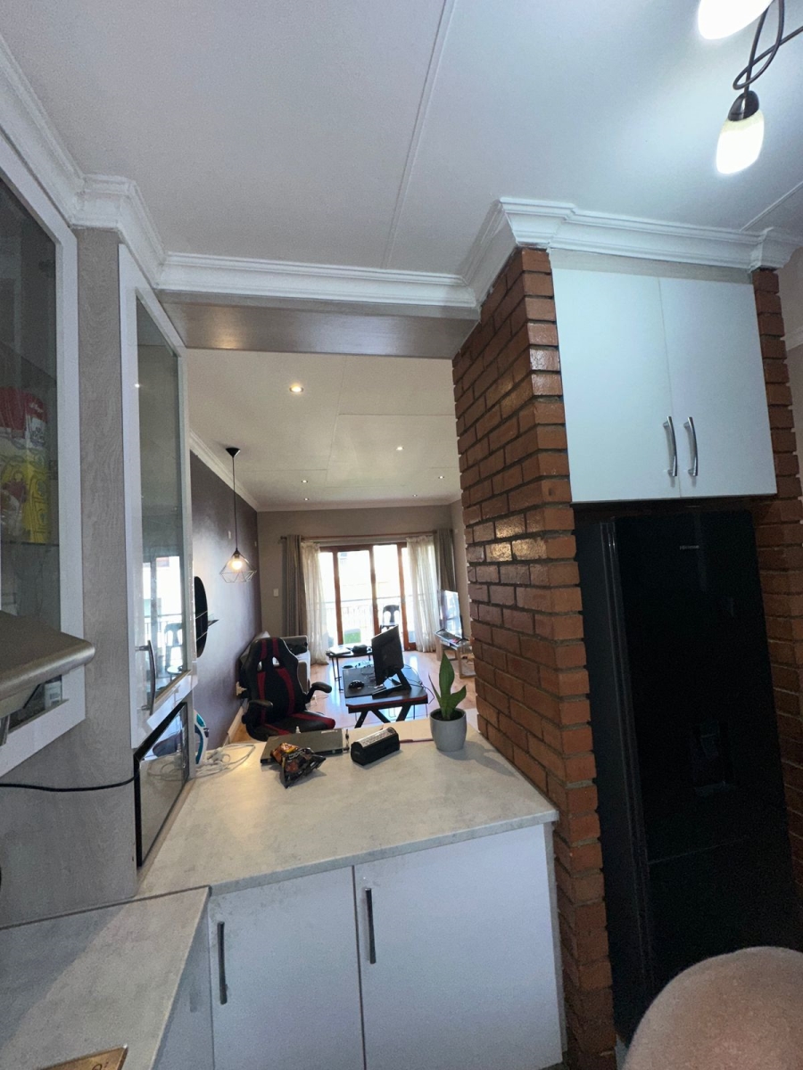 To Let 2 Bedroom Property for Rent in Carlswald Gauteng