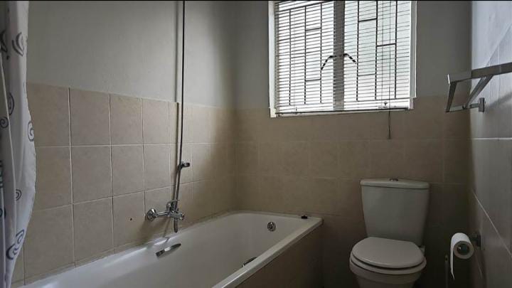 To Let 1 Bedroom Property for Rent in Greenstone Ridge Gauteng