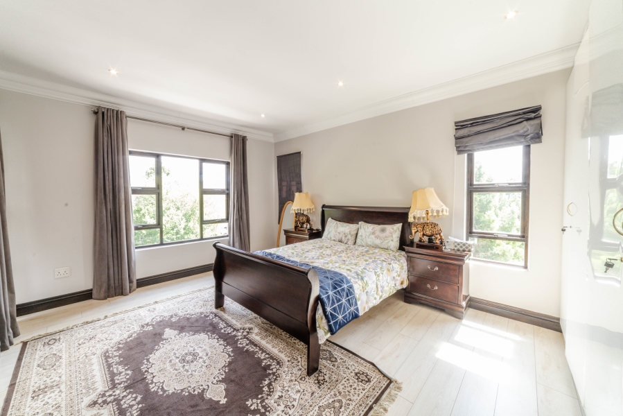 To Let 5 Bedroom Property for Rent in Dainfern Golf Estate Gauteng