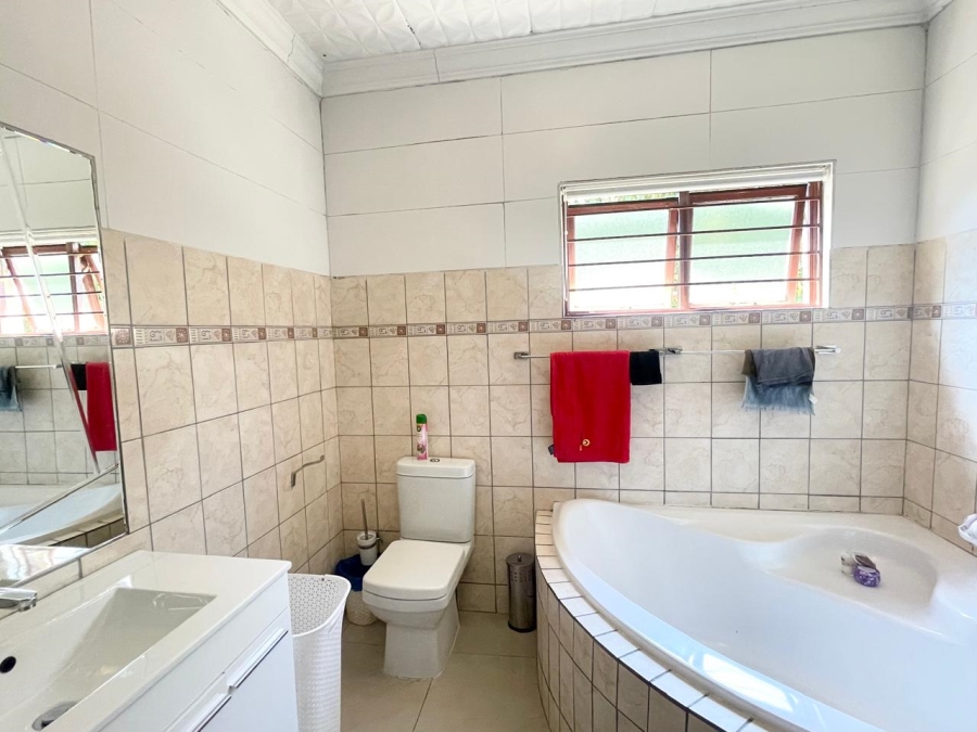 3 Bedroom Property for Sale in North Riding Gauteng