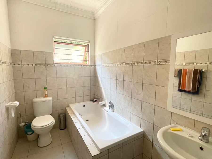 3 Bedroom Property for Sale in North Riding Gauteng