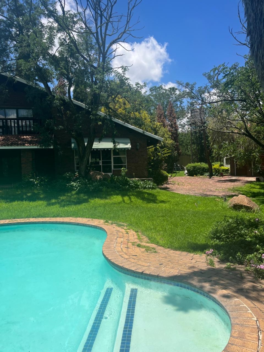 To Let 5 Bedroom Property for Rent in Carlswald Gauteng