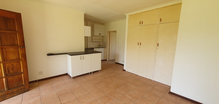 To Let 1 Bedroom Property for Rent in Brackenhurst Gauteng