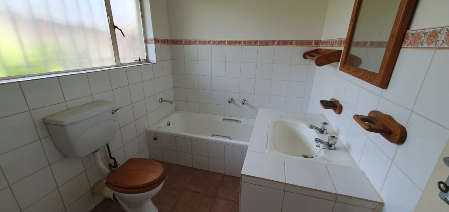 To Let 1 Bedroom Property for Rent in Brackenhurst Gauteng