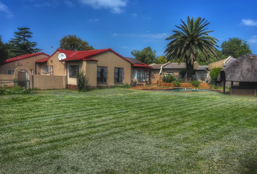 3 Bedroom Property for Sale in Brackenhurst Gauteng