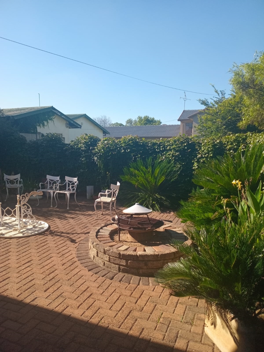 5 Bedroom Property for Sale in Vanderbijlpark SE 1 Gauteng