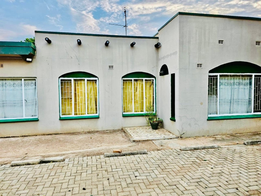 To Let 3 Bedroom Property for Rent in Impala Park Gauteng