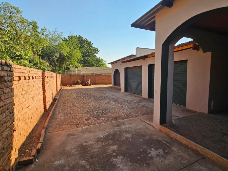 To Let 3 Bedroom Property for Rent in Impala Park Gauteng