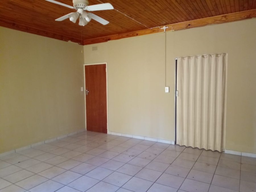 To Let 3 Bedroom Property for Rent in Impala Park Gauteng