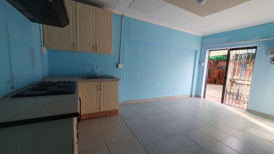 To Let 1 Bedroom Property for Rent in Impala Park Gauteng