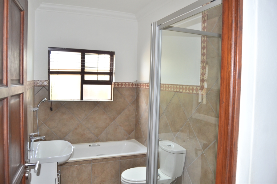 3 Bedroom Property for Sale in Amberfield Gauteng