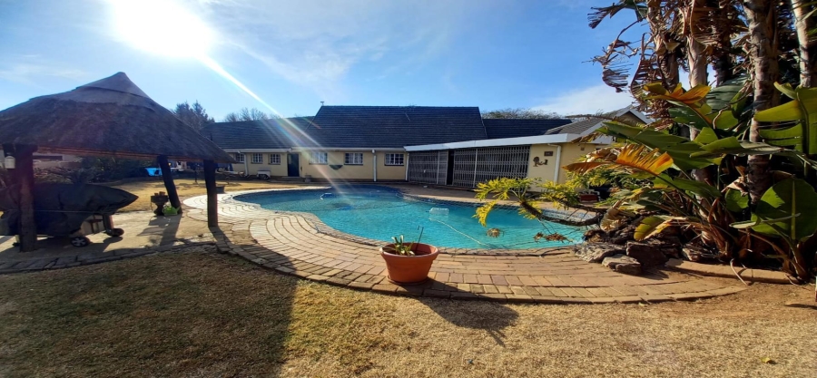 4 Bedroom Property for Sale in Farrarmere Gauteng