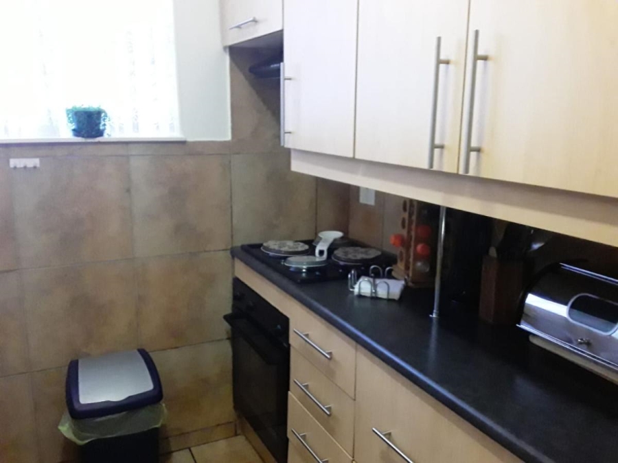 To Let 2 Bedroom Property for Rent in Morehill Gauteng