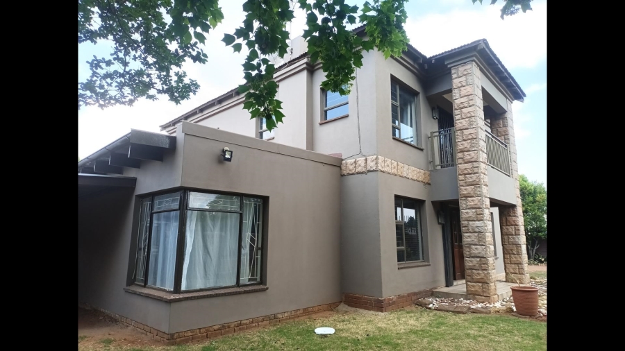 4 Bedroom Property for Sale in Northmead Gauteng