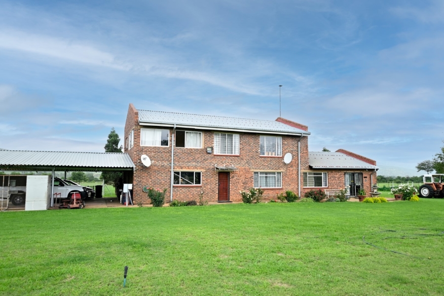 7 Bedroom Property for Sale in Rietvallei AH Gauteng