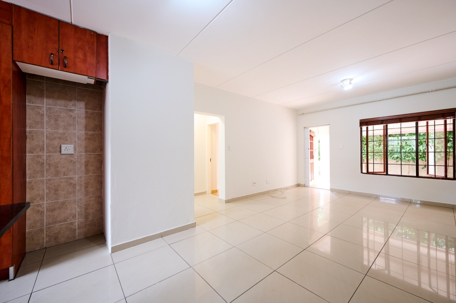 2 Bedroom Property for Sale in Sunninghill Gauteng