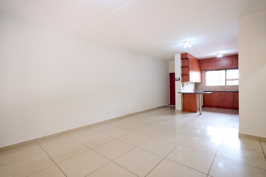 2 Bedroom Property for Sale in Sunninghill Gauteng