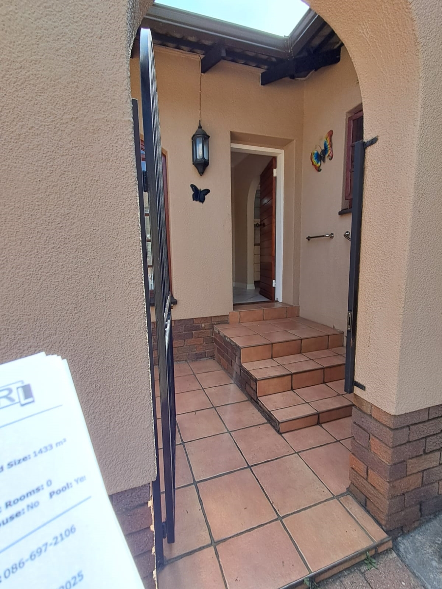 3 Bedroom Property for Sale in Brackenhurst Gauteng