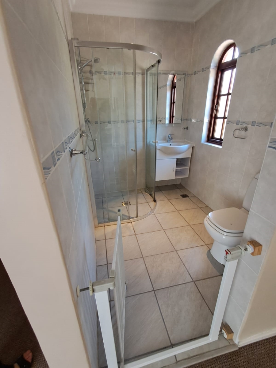 3 Bedroom Property for Sale in Brackenhurst Gauteng