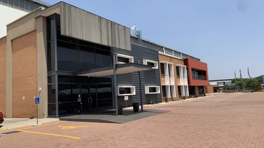 To Let commercial Property for Rent in Gosforth Park Gauteng