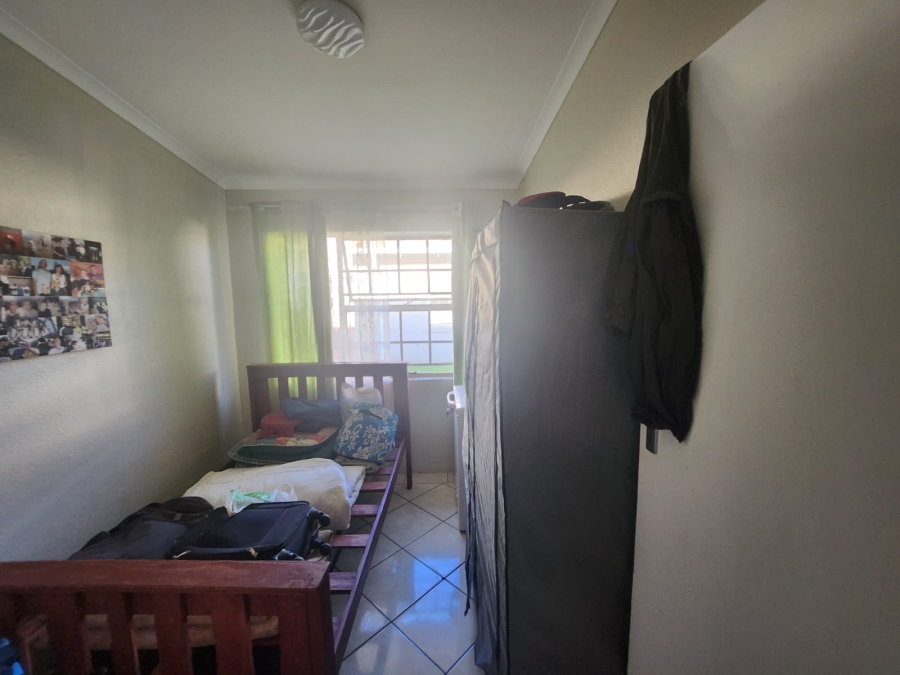 To Let 3 Bedroom Property for Rent in Elspark Gauteng