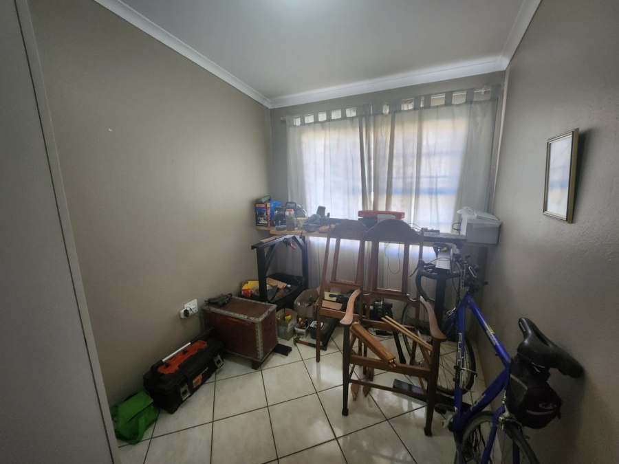 To Let 3 Bedroom Property for Rent in Elspark Gauteng