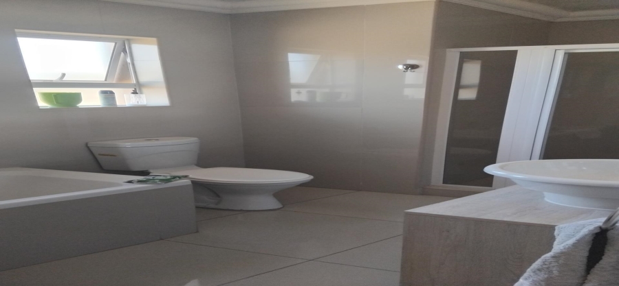 To Let 3 Bedroom Property for Rent in Morehill Gauteng