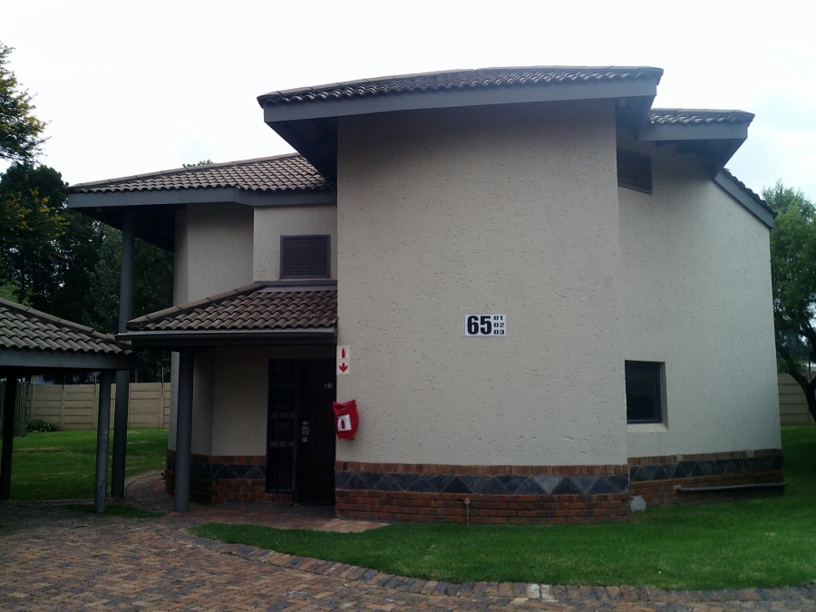 To Let 3 Bedroom Property for Rent in Vlakfontein Gauteng