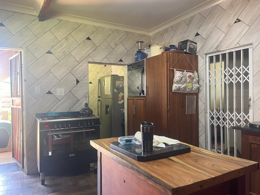 4 Bedroom Property for Sale in Eldoraigne Gauteng