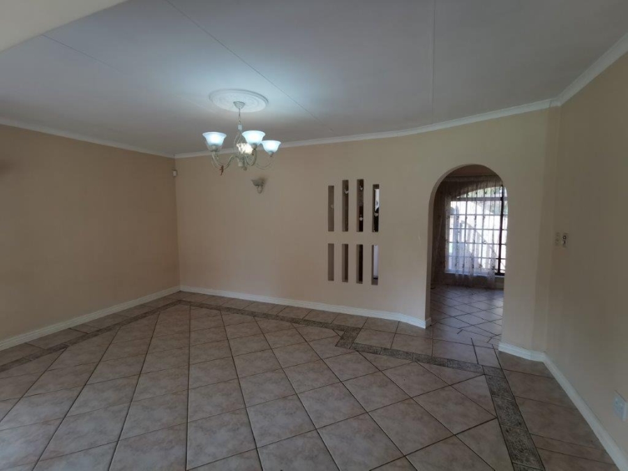 3 Bedroom Property for Sale in Brackenhurst Gauteng