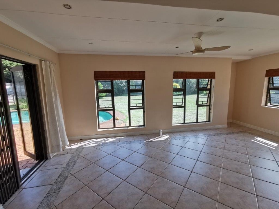 3 Bedroom Property for Sale in Brackenhurst Gauteng