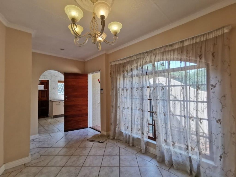 3 Bedroom Property for Sale in Brackenhurst Gauteng