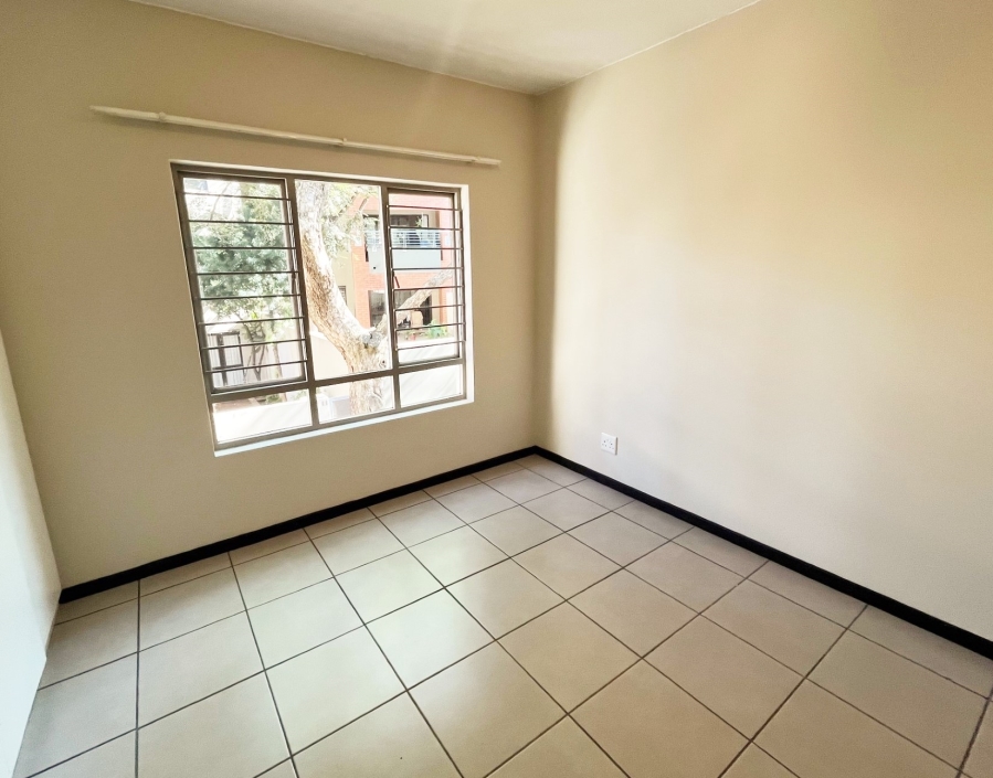 To Let 2 Bedroom Property for Rent in Bryanston Gauteng