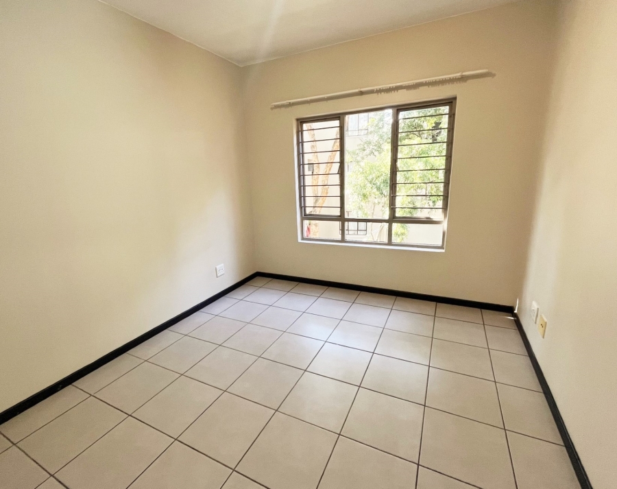 To Let 2 Bedroom Property for Rent in Bryanston Gauteng