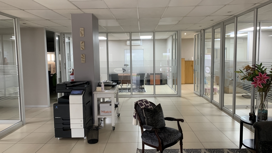 To Let commercial Property for Rent in Gosforth Park Gauteng