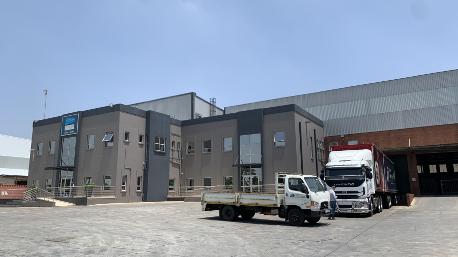 To Let commercial Property for Rent in Gosforth Park Gauteng