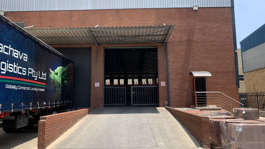 To Let commercial Property for Rent in Gosforth Park Gauteng