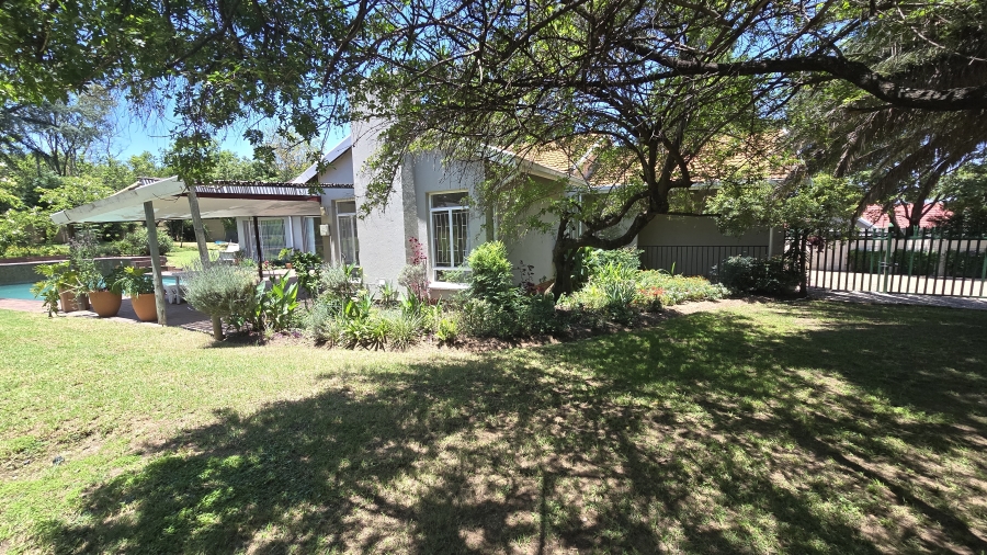 To Let 4 Bedroom Property for Rent in Sunninghill Gauteng