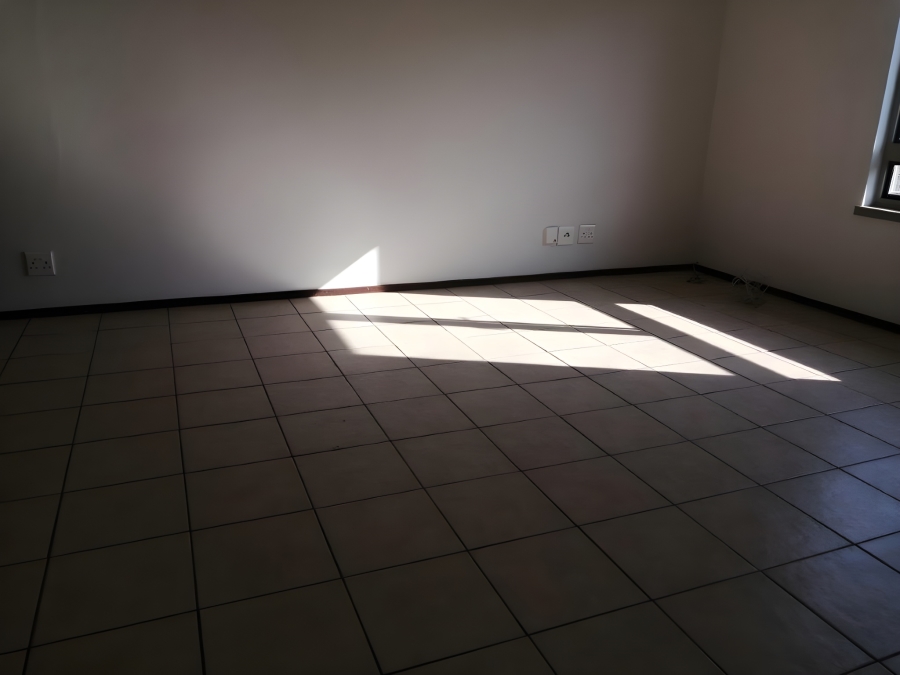 To Let 2 Bedroom Property for Rent in Noordwyk Gauteng