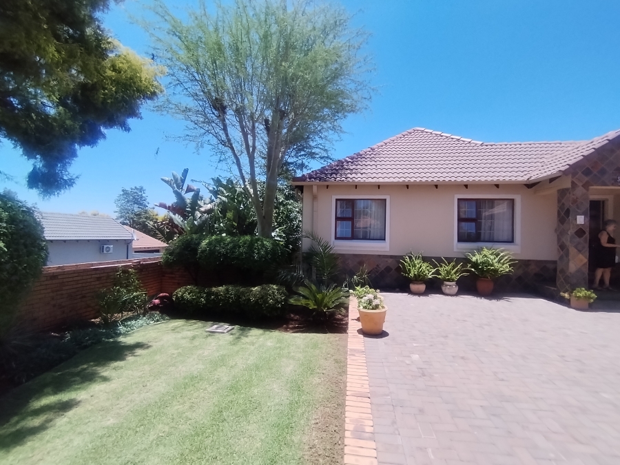 3 Bedroom Property for Sale in Emerald Estate Gauteng