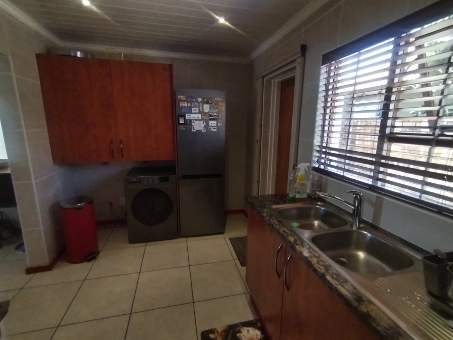 3 Bedroom Property for Sale in Emerald Estate Gauteng