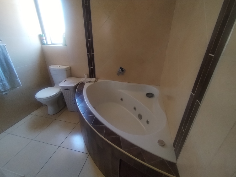 4 Bedroom Property for Sale in Emerald Estate Gauteng