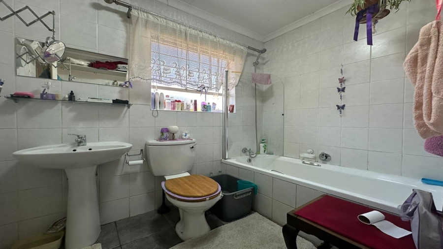 3 Bedroom Property for Sale in Rynfield Gauteng