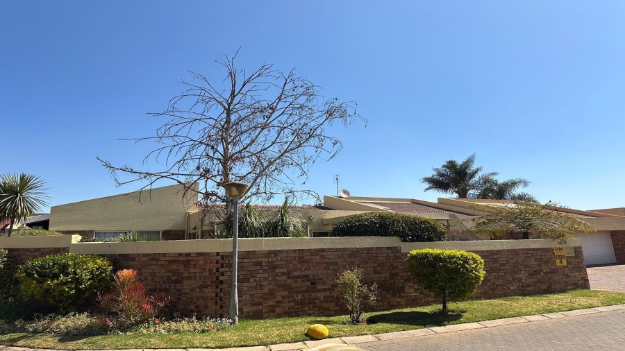 3 Bedroom Property for Sale in Rynfield Gauteng